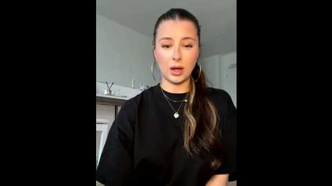 mia_minou @ stripchat on 20251126