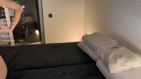 pinkloving070 @ stripchat on 20251126