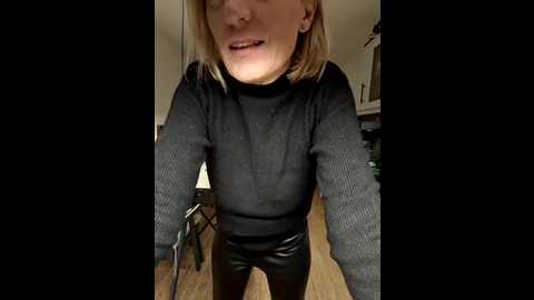 queen_babylon @ stripchat on 20251126