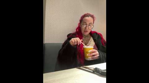 mia_fuchs @ stripchat on 20251127