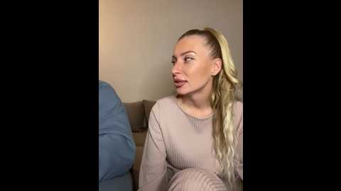 belle98 @ stripchat on 20251128