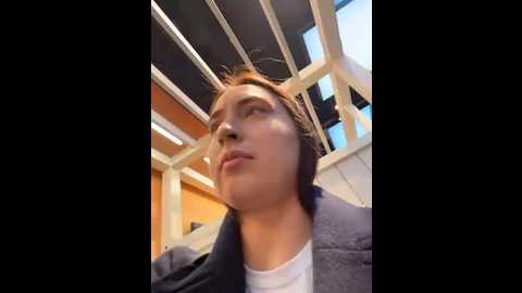 holly_play @ stripchat on 20251128