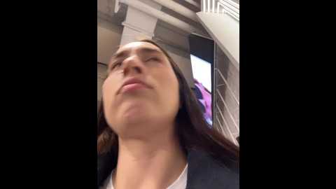 holly_play @ stripchat on 20251128