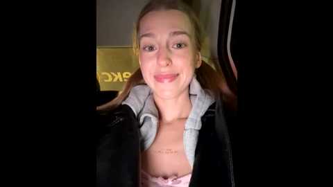 kira_mia @ stripchat on 20251128