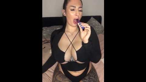 mia_bremer @ stripchat on 20251128