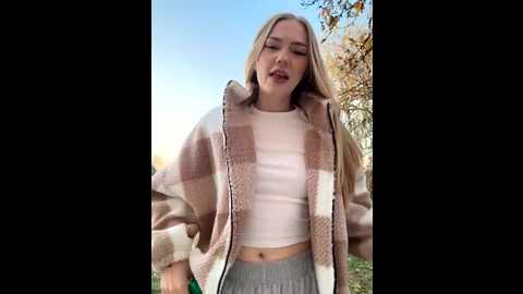 milamoone @ stripchat on 20251128