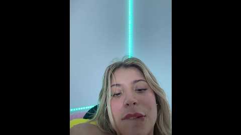 _alicee_1 @ stripchat on 20251129