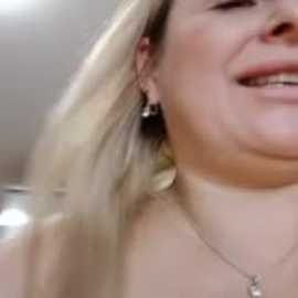 liana_milfhot @ stripchat on 20251129