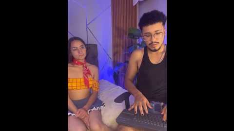 noa_n_luxy @ stripchat on 20251129