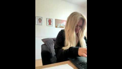 pandora_west @ stripchat on 20251129