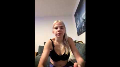 blondiejujuvibe @ stripchat on 20251130