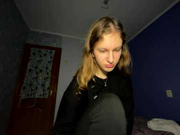 eva_angel3 @ stripchat on 20251130