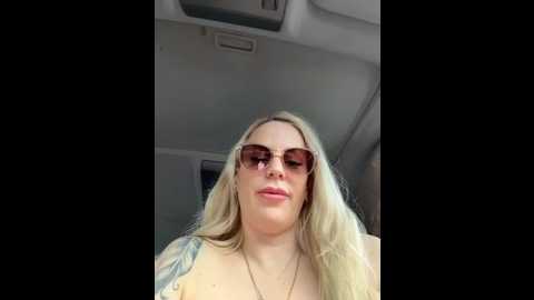 june695_ @ stripchat on 20251130