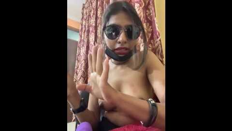 sexyayeshadesi @ stripchat on 20251130