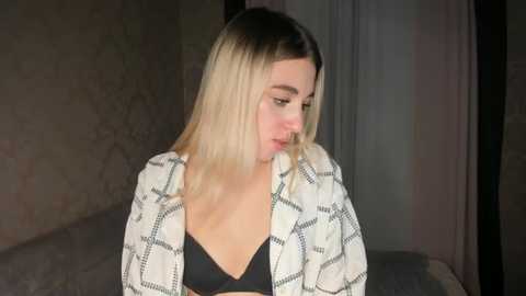 sugarplum_x @ stripchat on 20251130