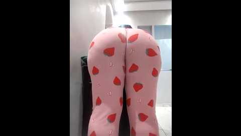 dalou3a_69 @ stripchat on 20251201