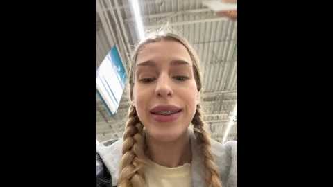 kira_mia @ stripchat on 20251201