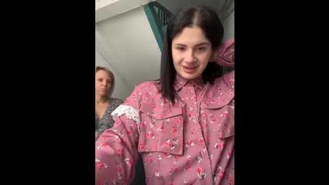 mirareach @ stripchat on 20251201