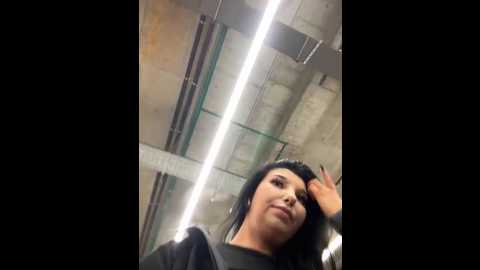 tisha_busty @ stripchat on 20251201