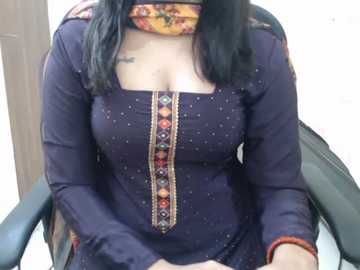 vaani_09 @ stripchat on 20251201