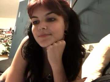 alinavampira_ @ stripchat on 20251202