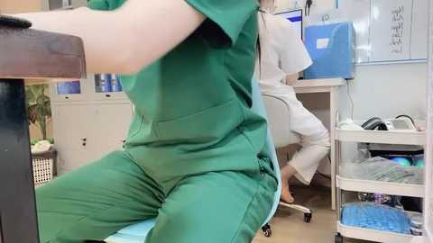 clinic_sexy @ stripchat on 20251202