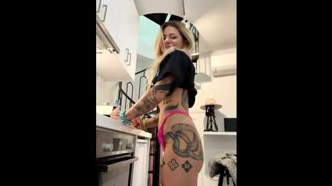 divina_x_ @ stripchat on 20251202