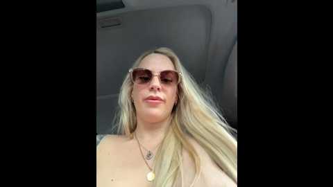 june695_ @ stripchat on 20251202