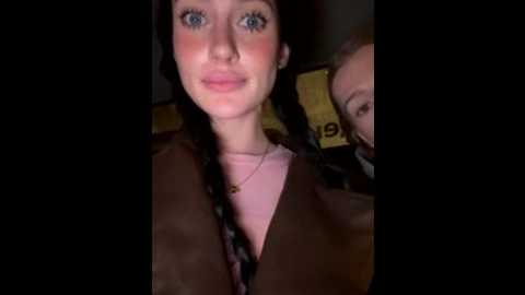 kira_mia @ stripchat on 20251202