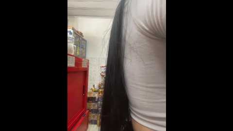 sara_fun @ stripchat on 20251202