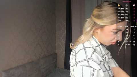 sugarplum_x @ stripchat on 20251202