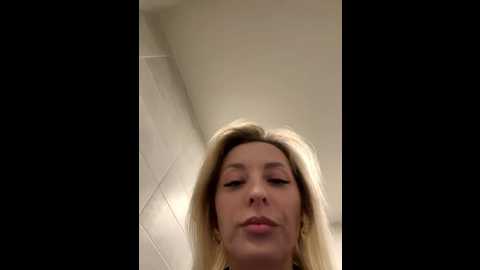 vikabunny1 @ stripchat on 20251202