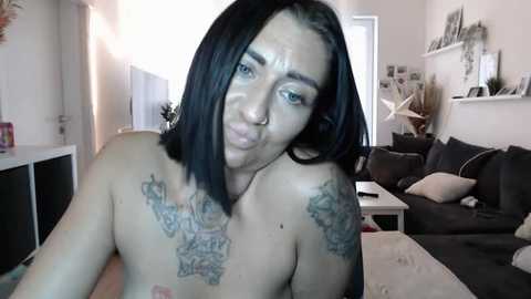 intimia @ stripchat on 20251203