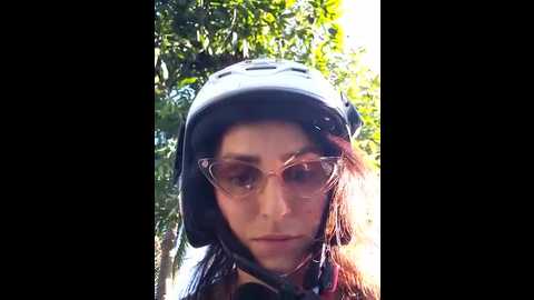 izabella_bella @ stripchat on 20251203