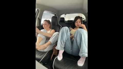 julliavegas @ stripchat on 20251203