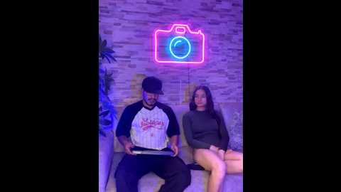 noa_n_luxy @ stripchat on 20251203