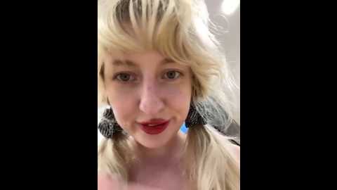 ronniekiss @ stripchat on 20251203