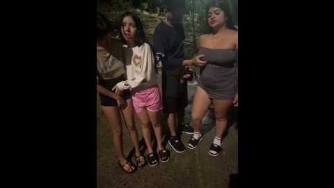 royalgirls_x @ stripchat on 20251203