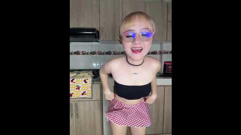 zui_lu @ stripchat on 20251203