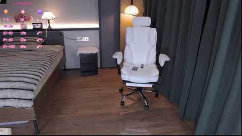 ayw_21 @ stripchat on 20251204