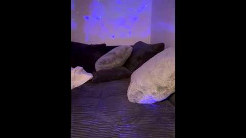 blondesarah2006 @ stripchat on 20251204