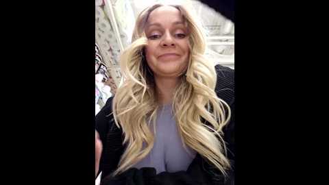 bondgirl_013 @ stripchat on 20251204