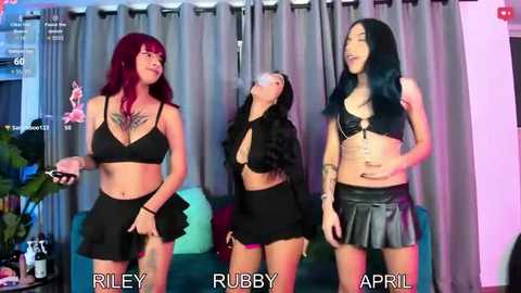 evil_giirls @ stripchat on 20251204