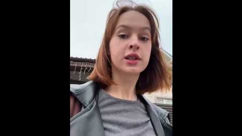 hani_obsessed @ stripchat on 20251204