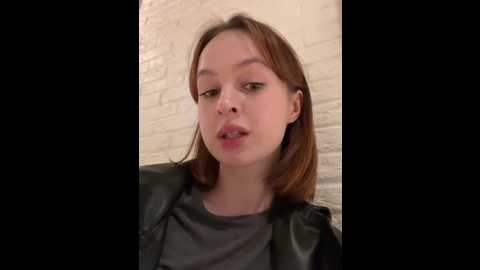 hani_obsessed @ stripchat on 20251204