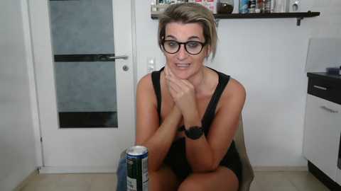 hexe40002 @ stripchat on 20251204