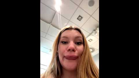 justmilaa @ stripchat on 20251204