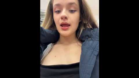 kittyqueeny @ stripchat on 20251204