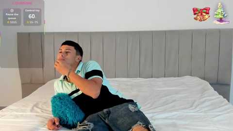 limitless_sky @ stripchat on 20251204