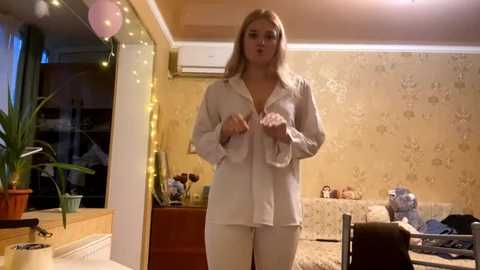 malley_saunds @ stripchat on 20251204